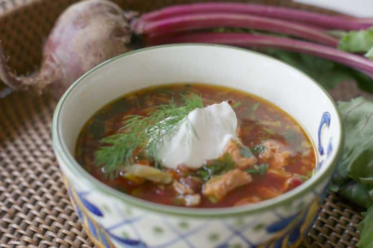 Borsch - A Russian beet soup with a time-saving tip. YOU can have #healthy #dinner ready in under 30 minutes. 